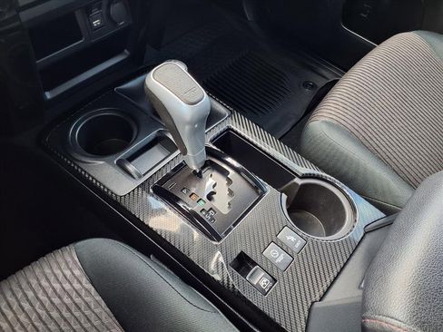 Used 2022 Toyota 4Runner TRD Off-Road image 20