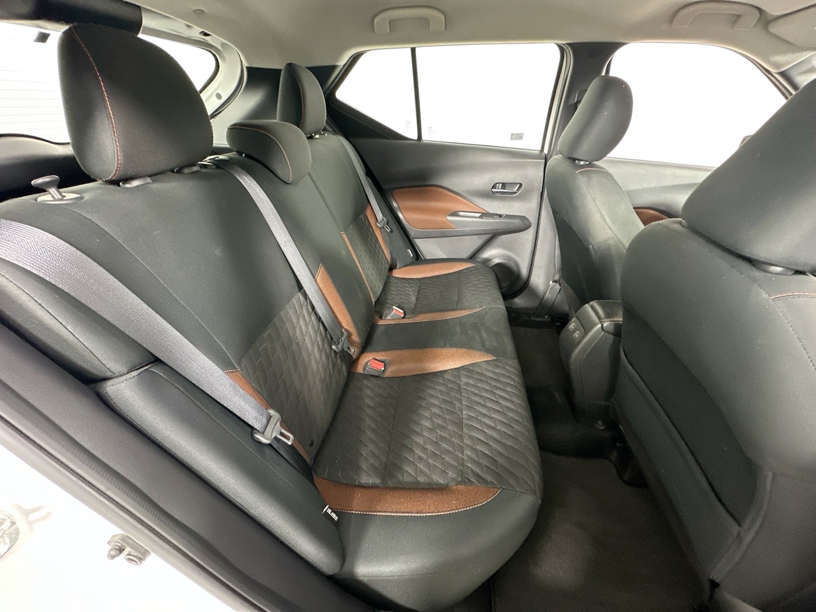 Used 2021 Nissan Kicks SR FWD image 23