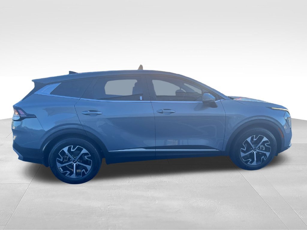 Used 2024 Kia Sportage EX FWD image 6