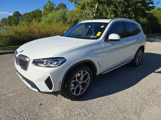 Used 2022 BMW X3 xDrive30i w/ Convenience Package AWD/4WD image 1