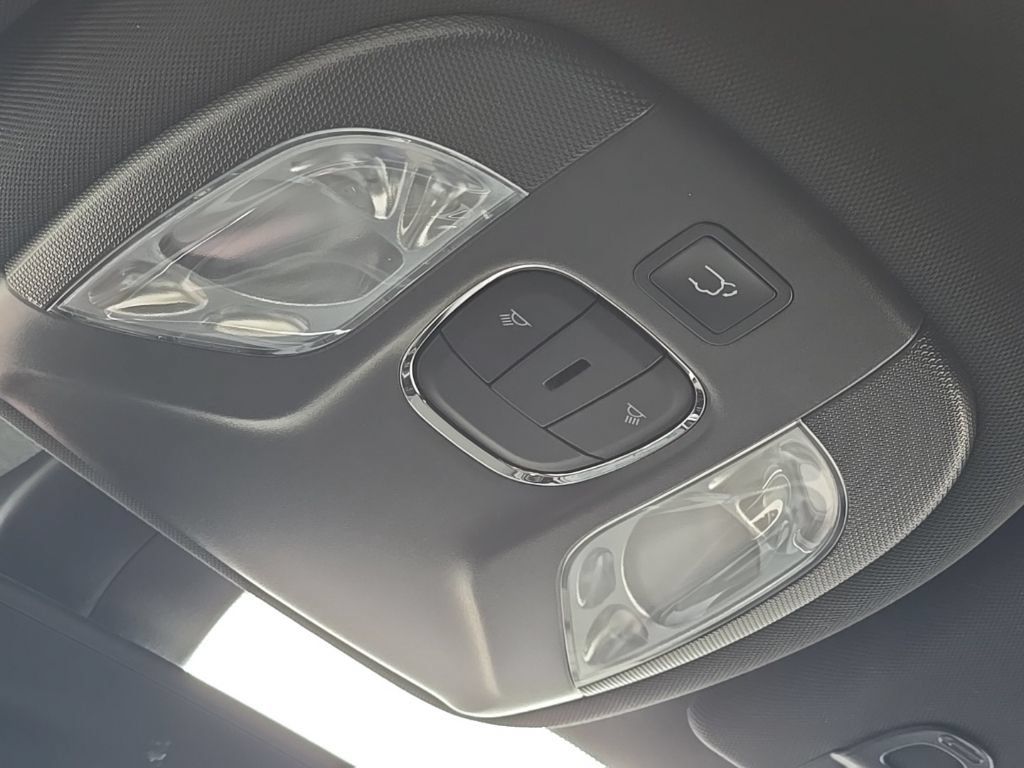 New 2026 Jeep Compass Latitude AWD/4WD image 27