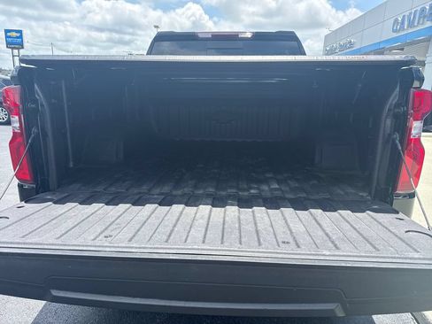 Used 2023 Chevrolet Silverado 1500 LTZ w/ LTZ Convenience Package II AWD/4WD image 38