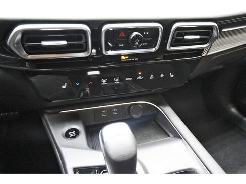 New 2026 Nissan Sentra SV w/ SV Convenience Package image 23