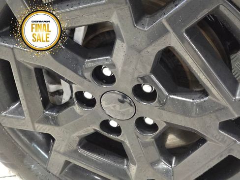 Certified 2025 Kia Carnival SX image 10