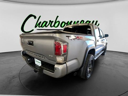 Used 2021 Toyota Tacoma TRD Off-Road w/ TRD Premium Off Road Package AWD/4WD image 5