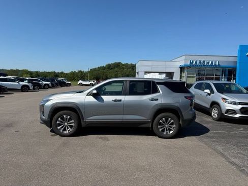 Used 2026 Chevrolet Equinox LT AWD/4WD image 4