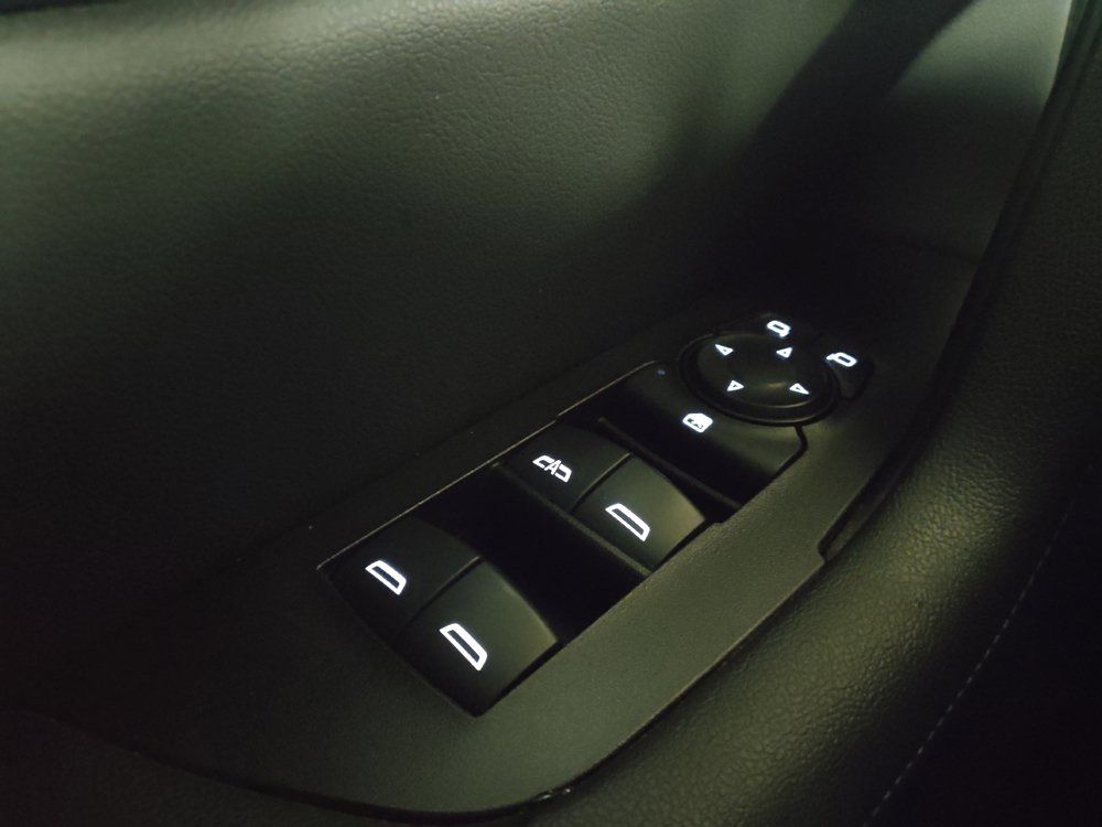Used 2020 Chevrolet Blazer LT FWD image 27