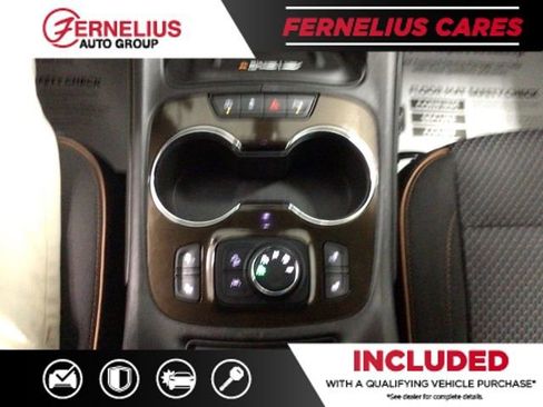 Used 2022 GMC Acadia AT4 w/ Trailering Package image 33