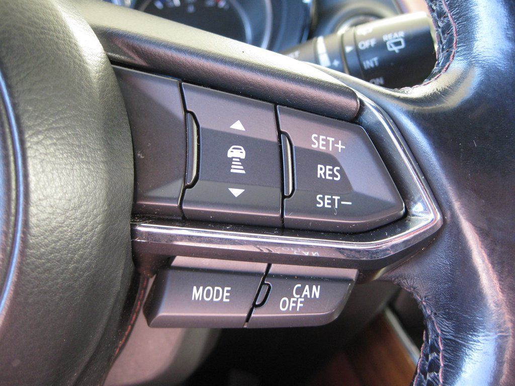 Used 2018 MAZDA CX-9 Signature AWD/4WD image 15