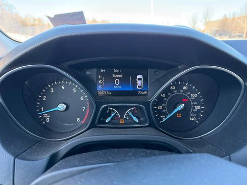 Used 2015 Ford Focus SE image 15