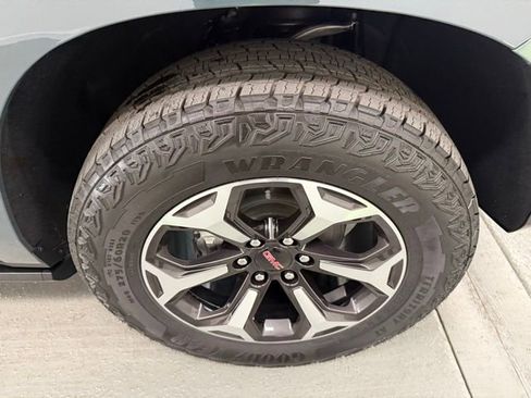 New 2026 GMC Yukon XL AT4 Ultimate AWD/4WD image 4