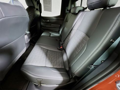 Certified 2025 Toyota Tacoma TRD Off-Road w/ TRD Off Road Premium Package image 22