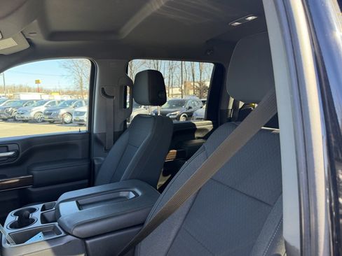 Used 2021 GMC Sierra 2500 SLE w/ SLE Value Package; image 12