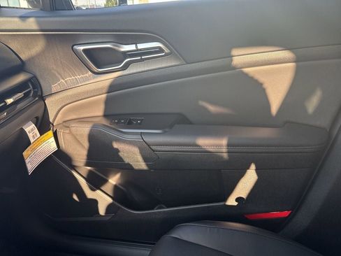 New 2026 Kia Sportage X-Line w/ X-Line Premium Package image 24