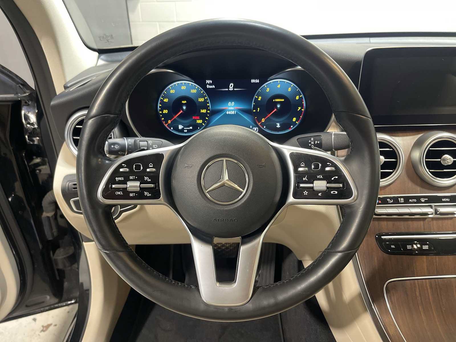 Used 2022 Mercedes-Benz GLC 300 4MATIC image 15
