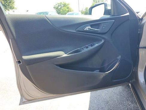 Used 2024 Chevrolet Malibu RS image 17