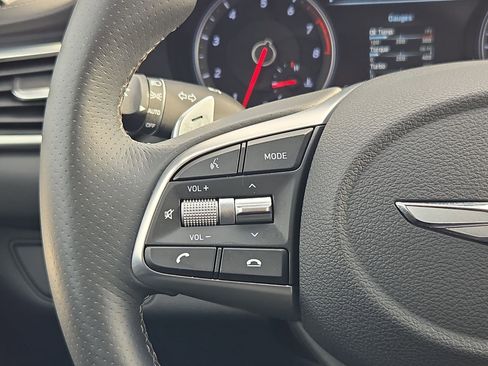 Used 2020 Genesis G70 3.3T w/ Prestige Package image 19