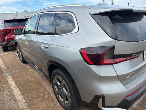 Used 2025 BMW X1 xDrive28i AWD/4WD image 4