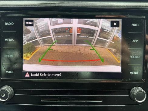Used 2020 Volkswagen Passat 2.0T R-Line FWD image 18