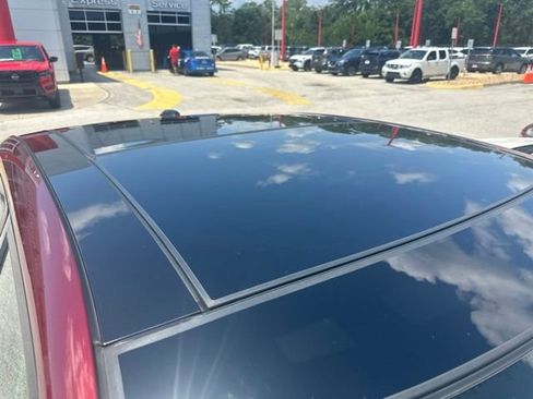 Used 2018 Nissan Maxima Platinum FWD image 5