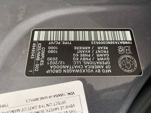 Used 2022 Volkswagen Passat 2.0T image 25