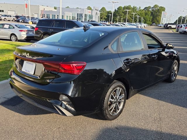 Used 2023 Kia Forte LXS FWD image 11