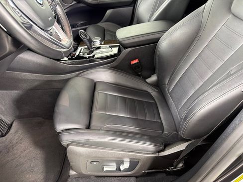 Used 2019 BMW X3 xDrive30i w/ Driving Assistance Package AWD/4WD image 11