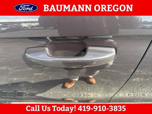 Used 2025 Ford Expedition Platinum AWD/4WD image 16