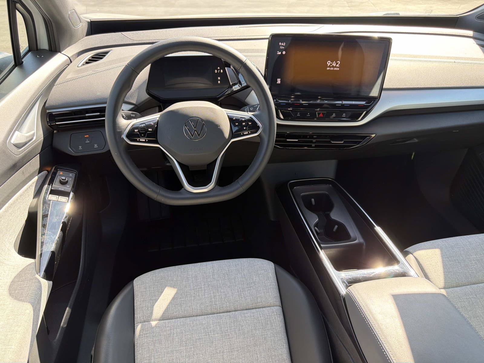 Certified 2024 Volkswagen ID.4 2WD image 7
