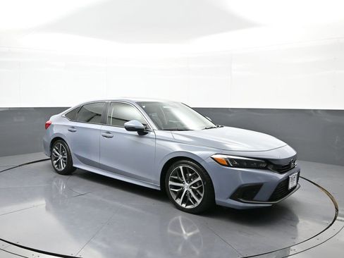 Certified 2022 Honda Civic Touring image 4