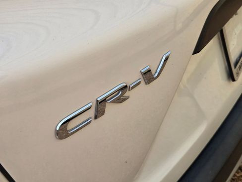 Used 2019 Honda CR-V LX image 11