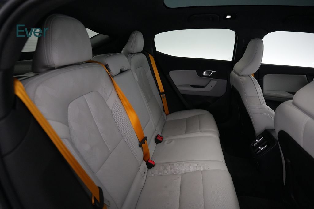 Used 2023 Polestar Polestar 2 w/ Pilot Pack AWD/4WD image 5