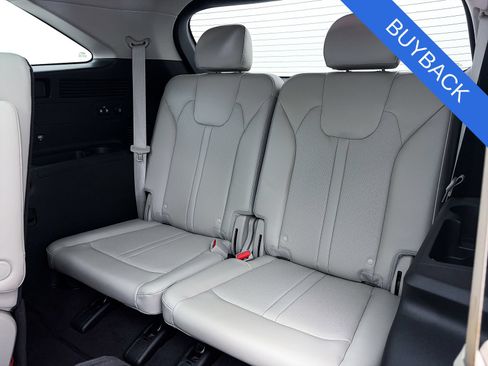 Used 2023 Kia Sorento SX AWD/4WD image 39