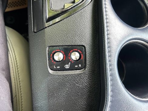 Used 2014 Toyota Avalon XLE Premium FWD image 26