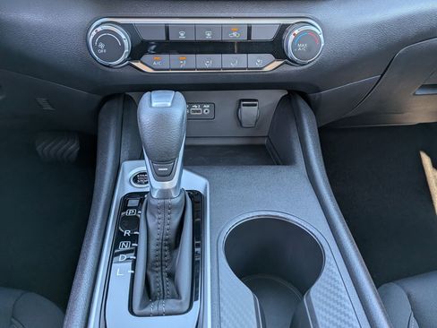 New 2025 Nissan Altima 2.5 SV image 22