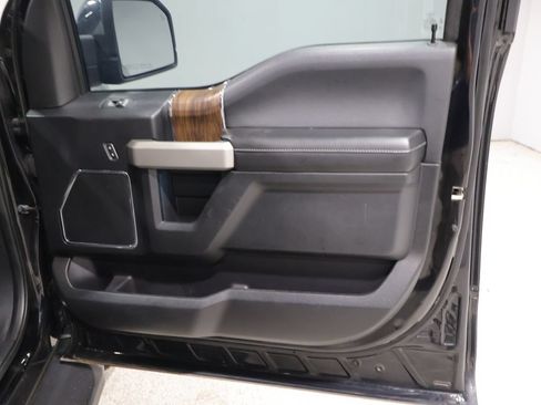 Used 2018 Ford F150 Lariat AWD/4WD image 22
