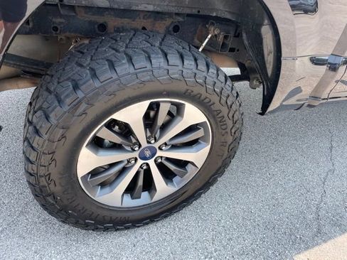 Used 2019 Ford F150 XLT AWD/4WD image 20
