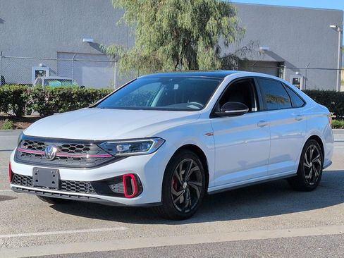 Used 2024 Volkswagen Jetta GLI Autobahn w/ GLI Black Package image 5