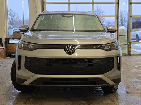 New 2026 Volkswagen Tiguan S AWD/4WD image 9