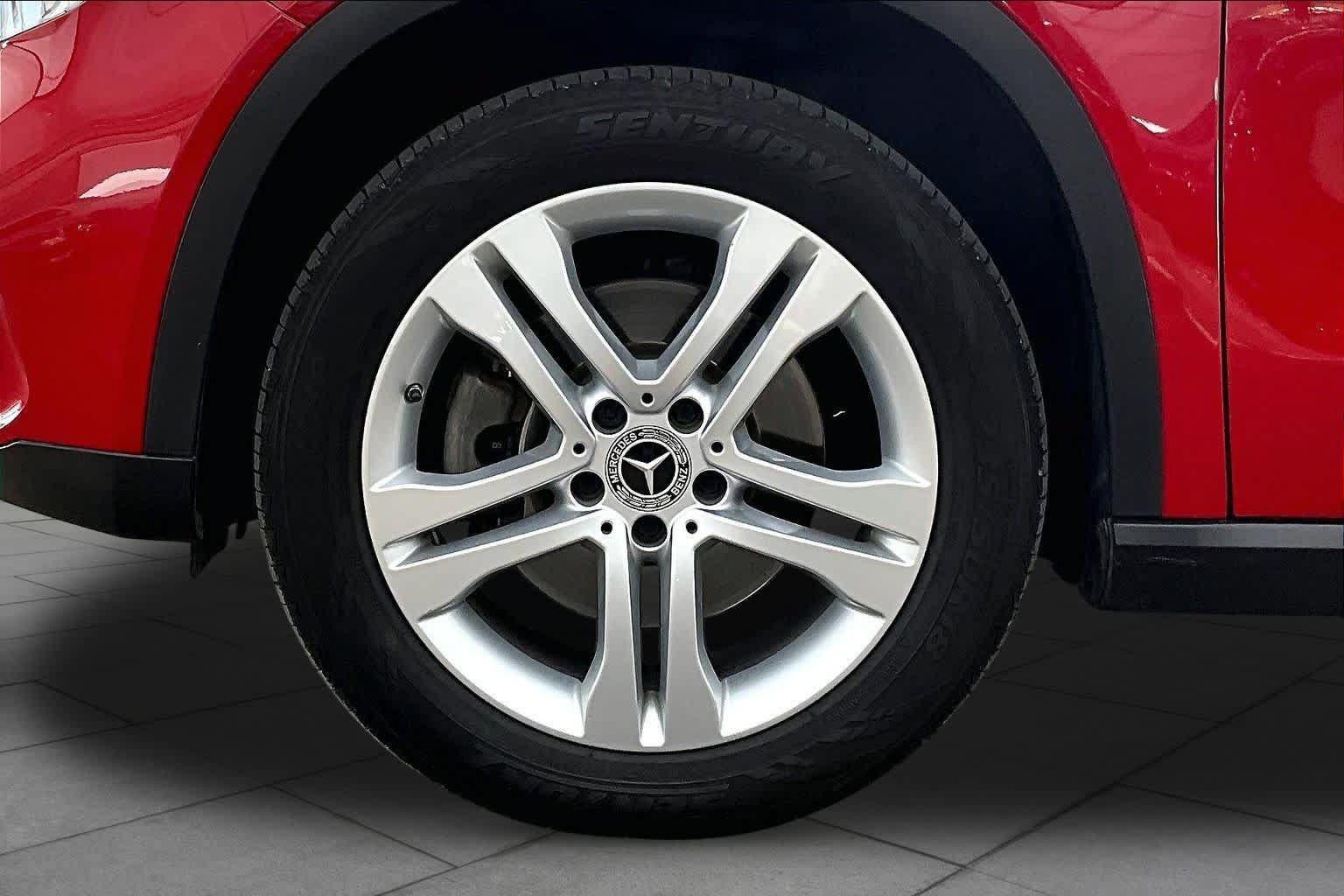 Certified 2018 Mercedes-Benz GLA 250 image 11