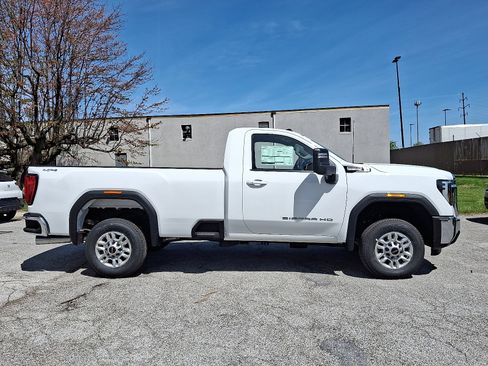 New 2025 GMC Sierra 2500 SLE w/ SLE Convenience Package image 8