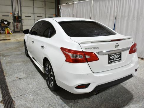 Used 2017 Nissan Sentra SR FWD image 26