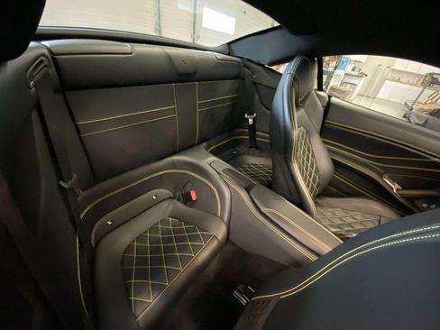 Used 2015 Ferrari California T RWD image 9