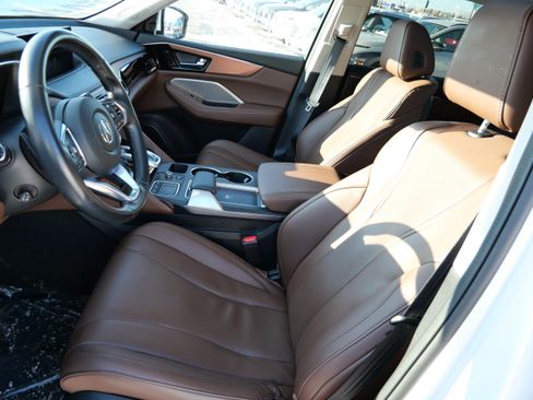 Used 2023 Acura MDX SH-AWD w/ Technology Package image 10