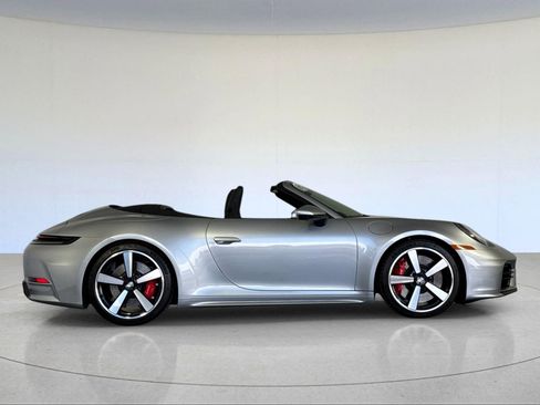 Certified 2026 Porsche 911 Carrera S RWD image 9