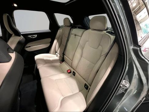 Certified 2026 Volvo XC60 B5 Plus w/ Climate Package AWD/4WD image 29