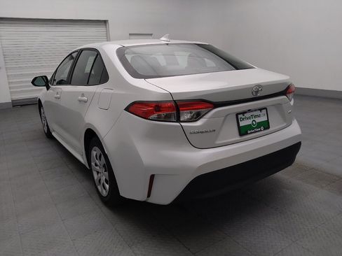 Used 2025 Toyota Corolla LE FWD image 5