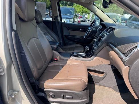 Used 2014 GMC Acadia SLT AWD/4WD image 23