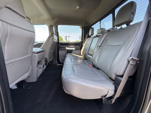 Used 2019 Ford F150 Lariat AWD/4WD image 19