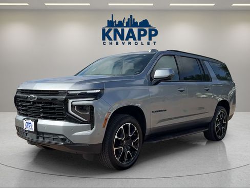 Used 2025 Chevrolet Suburban RST w/ Comfort Package RWD image 1